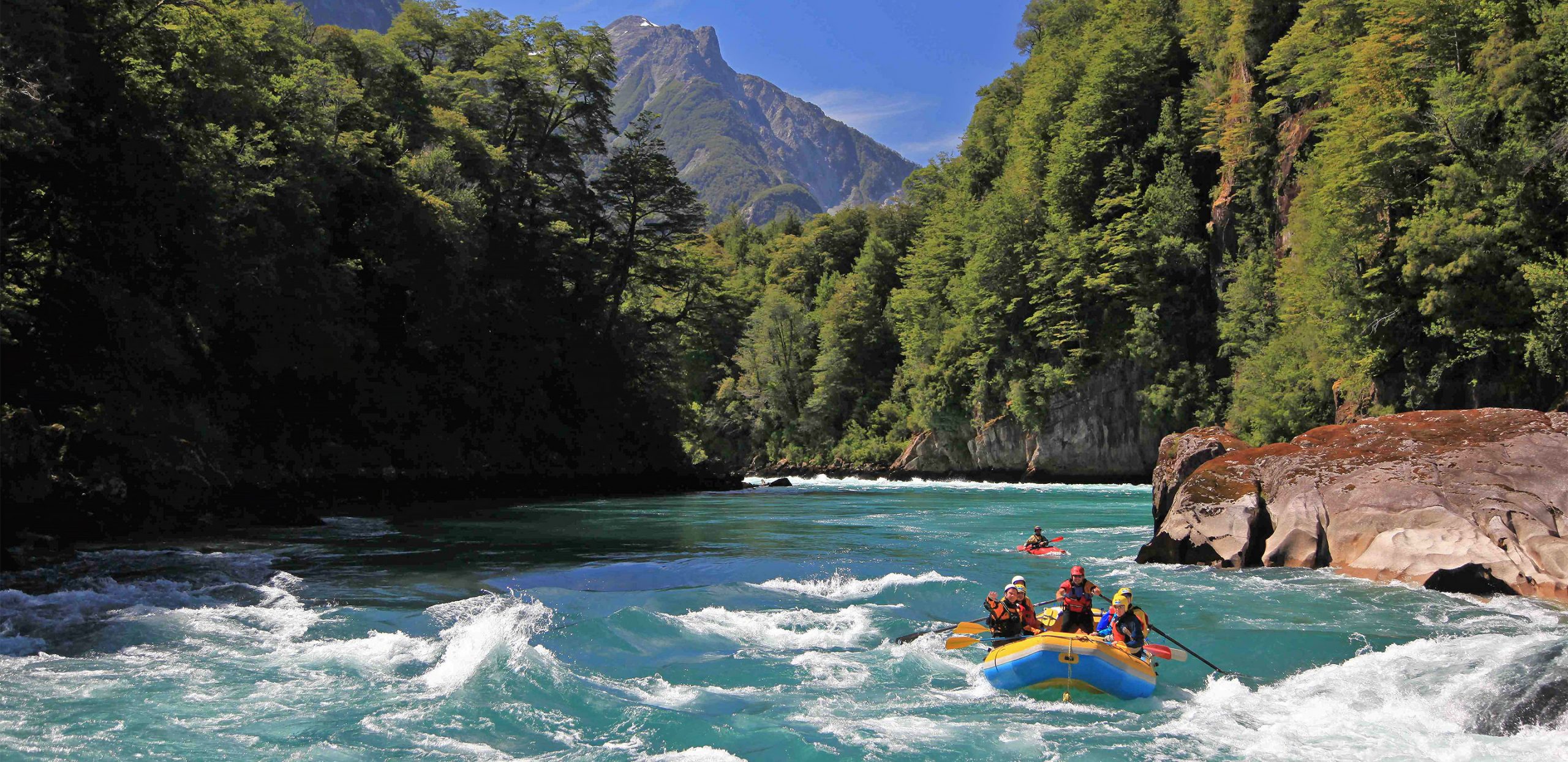 futa-chile-whitewater-scaled